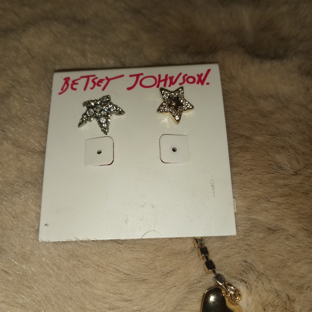 Betsey Johnson Star Earrings E0202